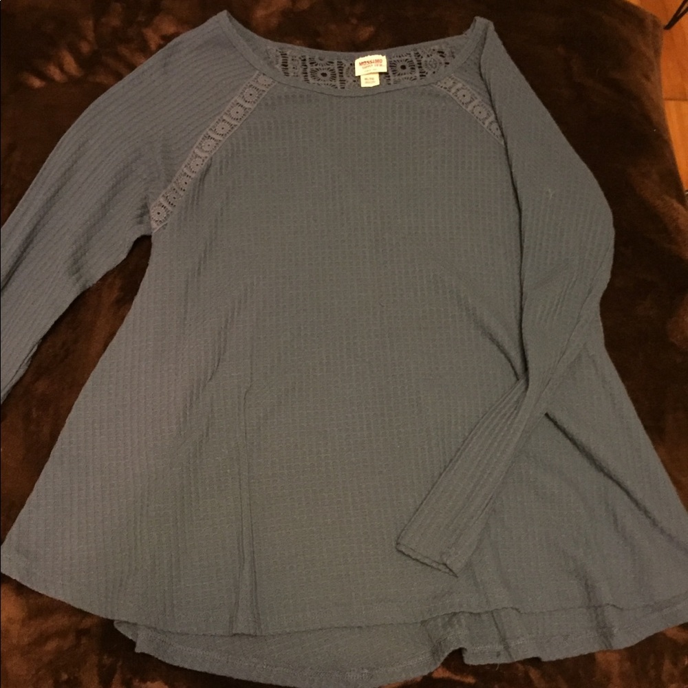 Blue flowy shirt